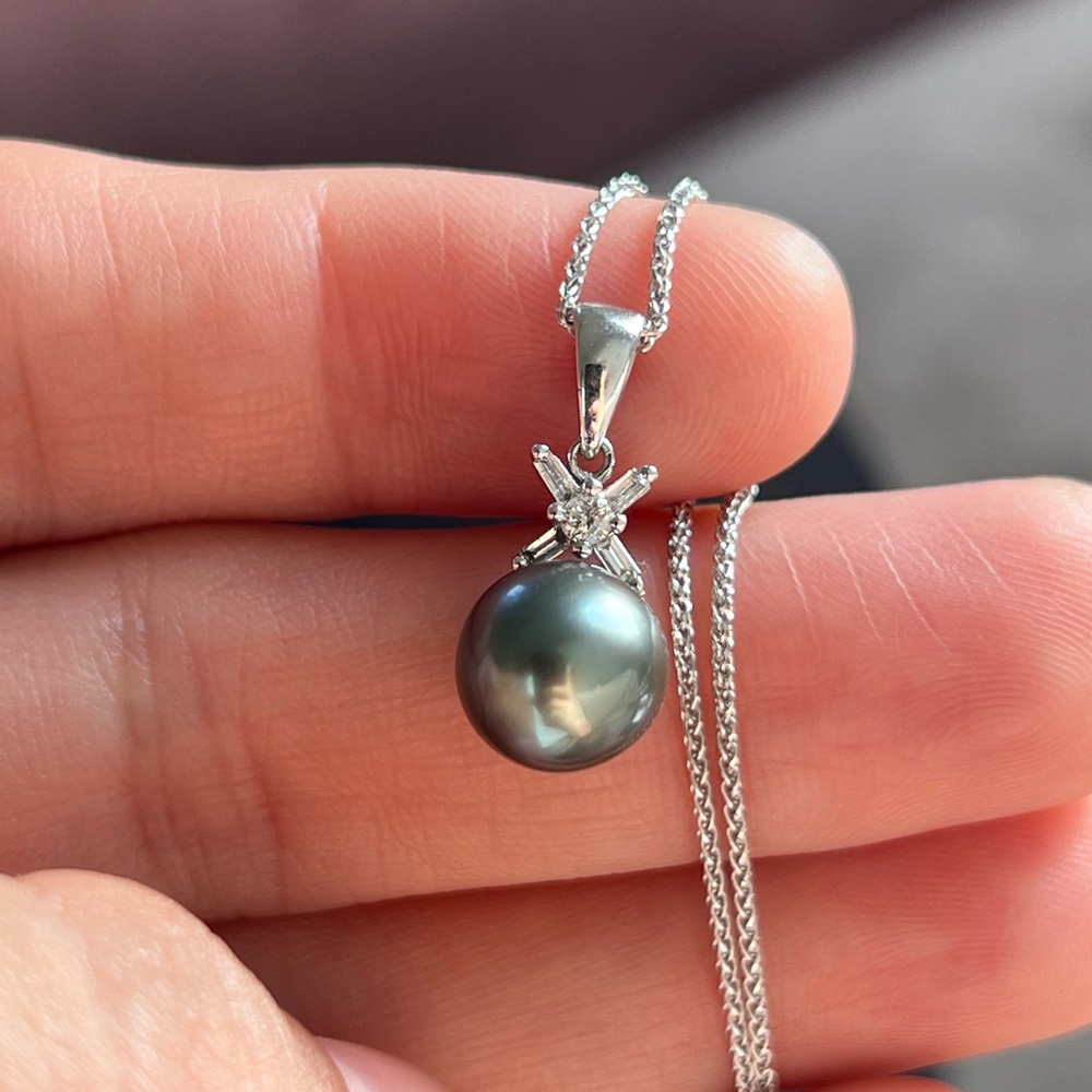 14k Tahitian Pearl Diamond necklace - Picture 1 of 10